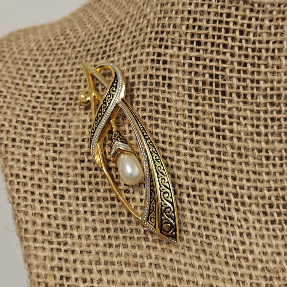 Vintage Damascene Spain Gold and Pearl Brooch